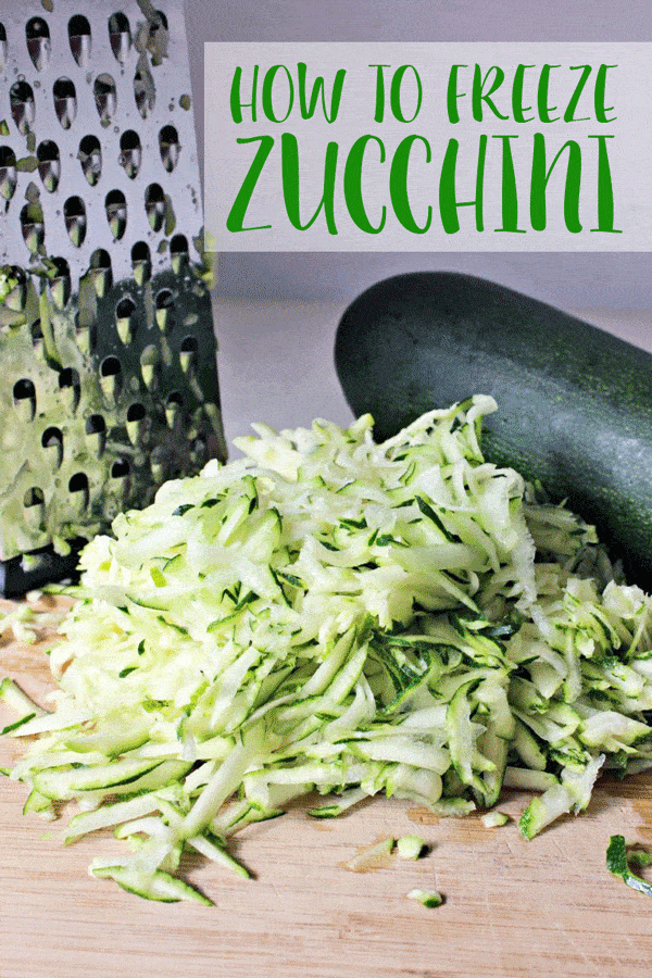 Step by step instructions on how to freeze zucchini - a way to deal with at least a small portion of the kilos from the garden! | thekiwicountrygirl.com