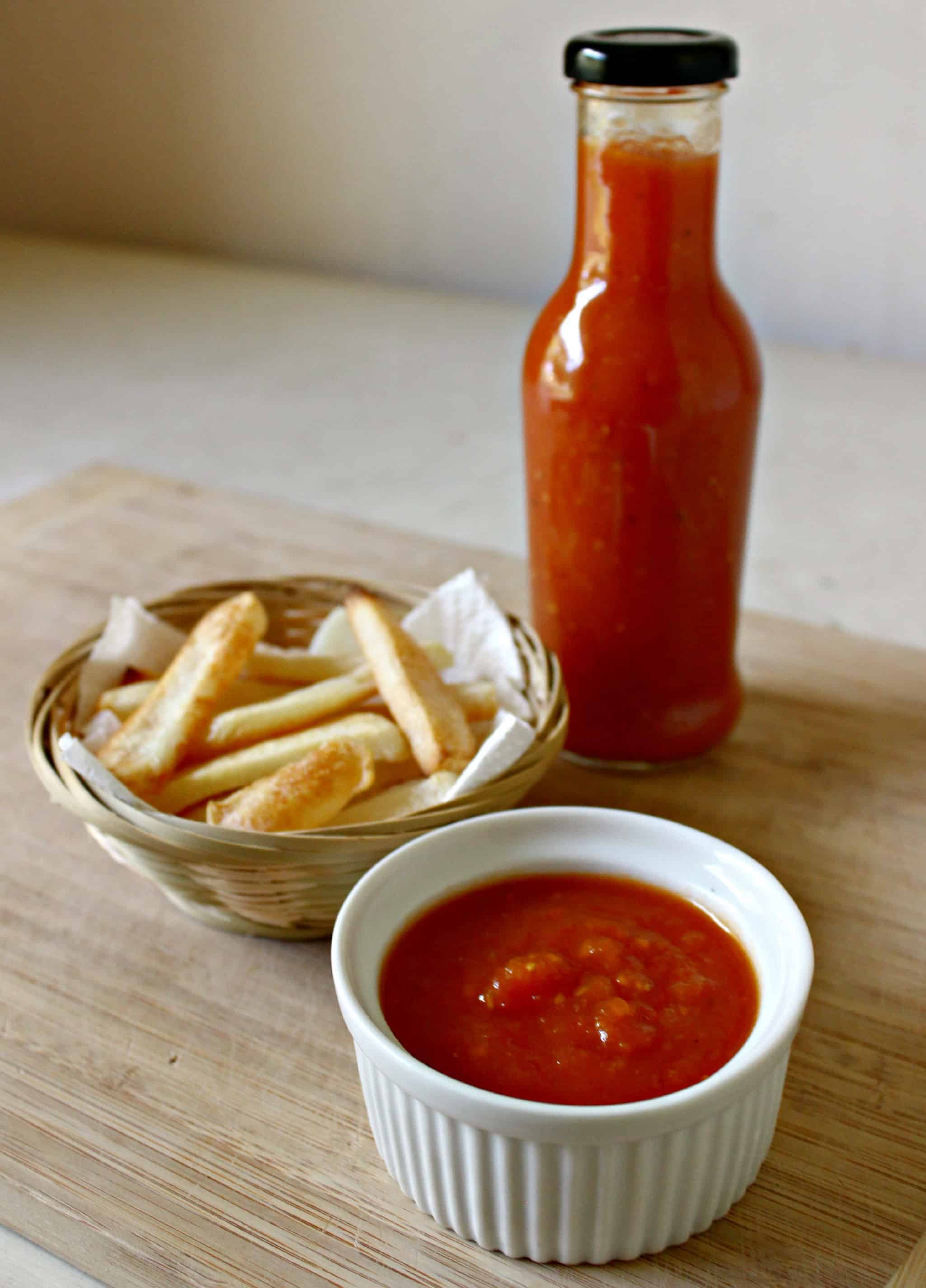 Homemade Tomato Sauce (Ketchup) | The Kiwi Country Girl