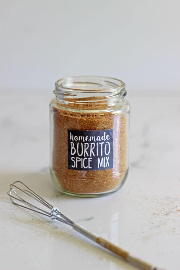 Homemade Burrito Spice Mix (or taco seasoning) - the perfect blend of spices to make your favourite Mexican meal in minutes! Perfect for beef burritos, nachos, chicken strips for tacos, refried beans or anything Mexican! | thekiwicountrygirl.com