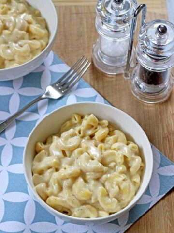 Easy peasy cheesy 30 minute stovetop macaroni cheese
