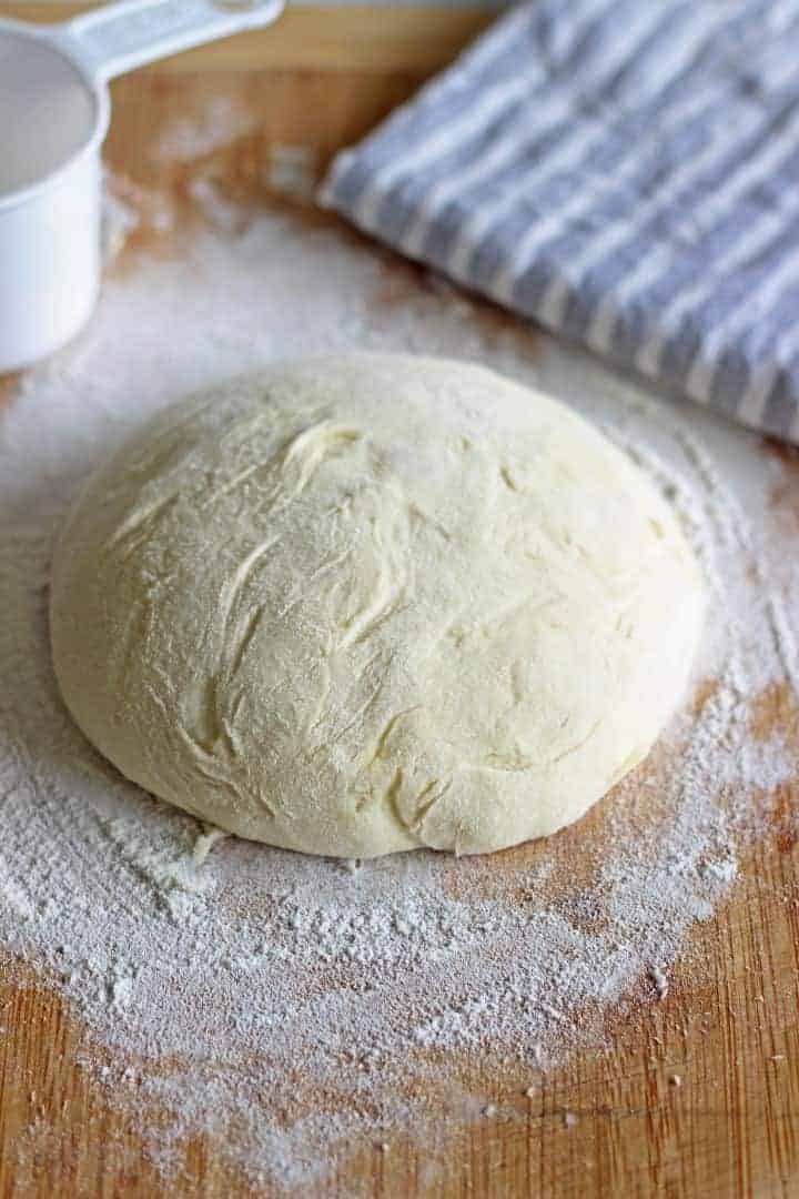 A super simple recipe for the best homemade pizza dough...pizza night will never be the same again!