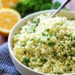 Lemon & parsley couscous salad - the perfect blend of fast and fresh with all the best spring flavours! Perfect for spring picnics! | thekiwicountrygirl.com