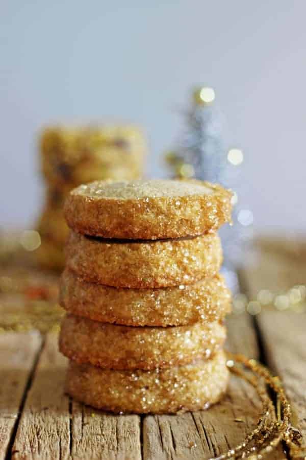 1 basic dough = 4 slice and bake Christmas cookie recipes! Christmas pinwheels, candy cane pinwheels, Christmas Spice, Orange, Cranberry & Pistachio! | thekiwicountrygirl.com