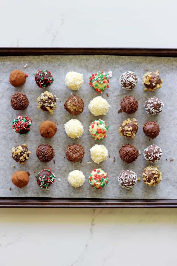 2 ingredient chocolate truffles (3 flavour ideas!) The Kiwi Country Girl