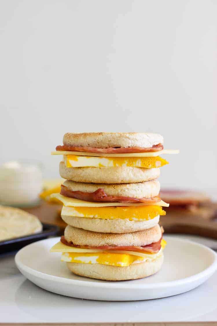 Bacon & Egg Breakfast Muffins