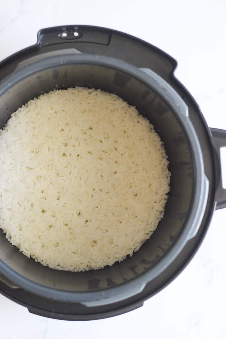 Cooked white rice in a multi cooker/instant pot