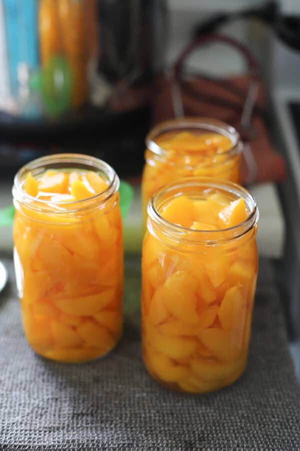 How to Bottle Peaches (water bath method) The Kiwi Country Girl